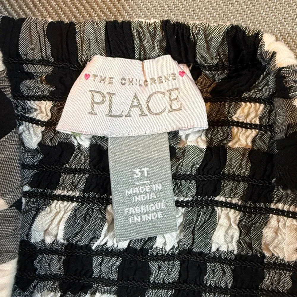 The Childrens Place Girls 3T Black White Buffalo Plaid Smocked Tiered Dress 2065 - Picture 2 of 3